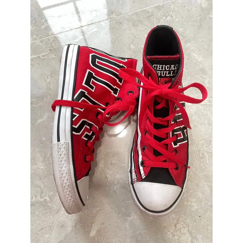 Converse x NBA Chicago Bulls 70 Chuck Taylor All Star High Top Sneakers Junior 5